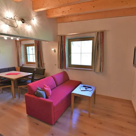 Laerchenhof Apartment