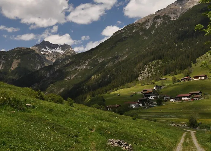 Laerchenhof דירה *