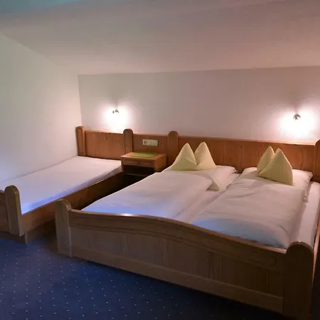 Апартаменты Laerchenhof